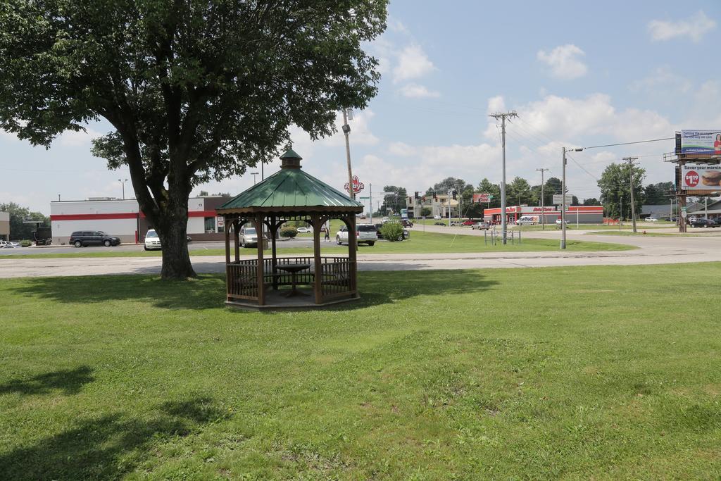 Theroff'S Motel Washington Экстерьер фото