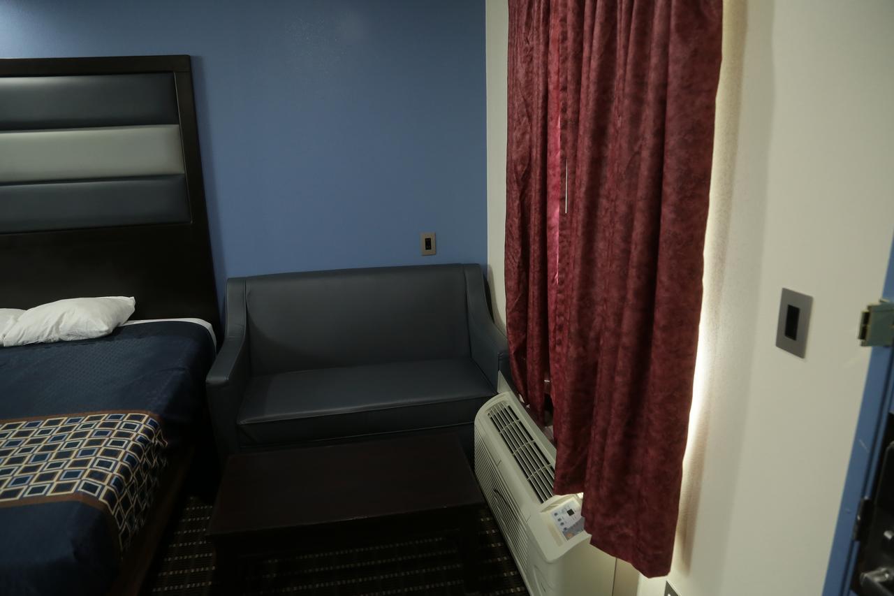 Theroff'S Motel Washington Экстерьер фото