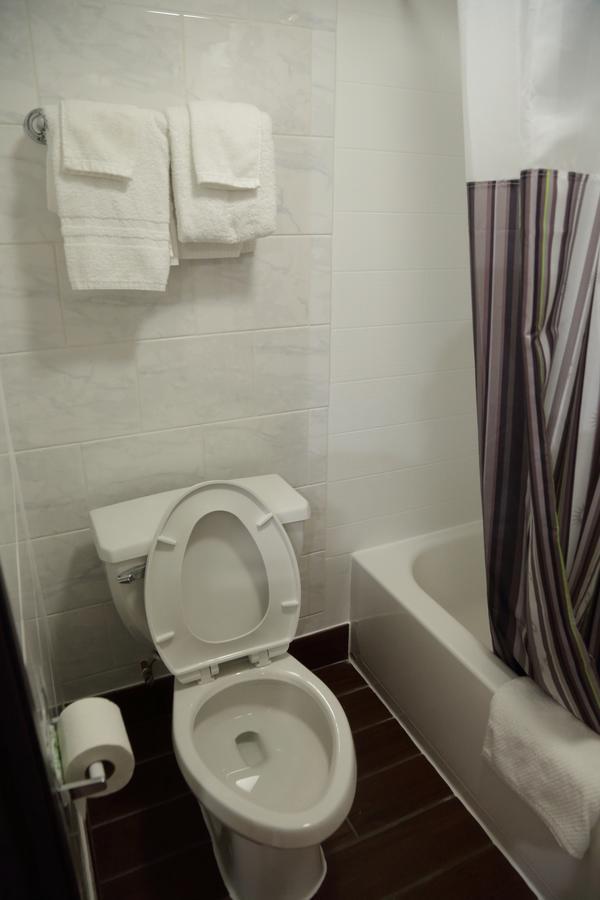 Theroff'S Motel Washington Экстерьер фото